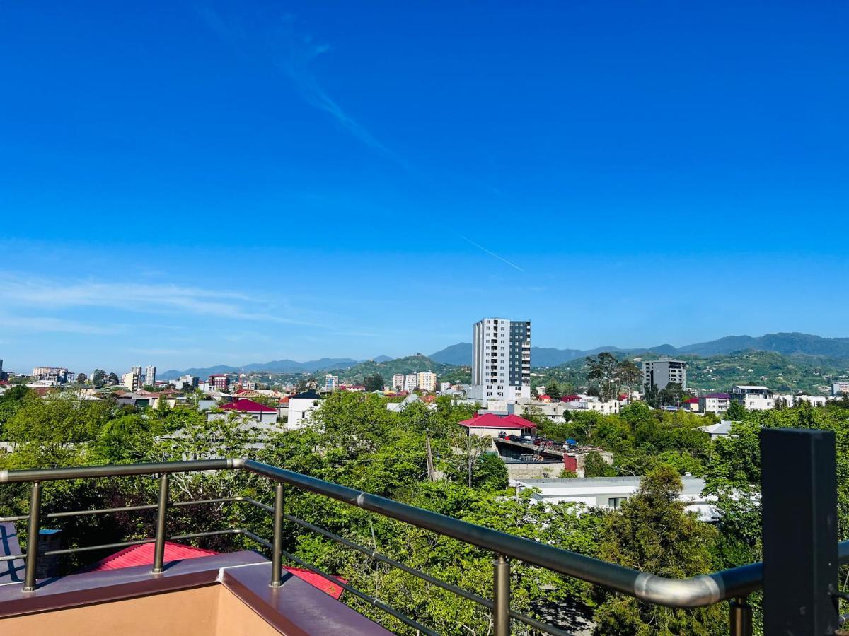 Apartments Nita Μπατούμι Εξωτερικό φωτογραφία