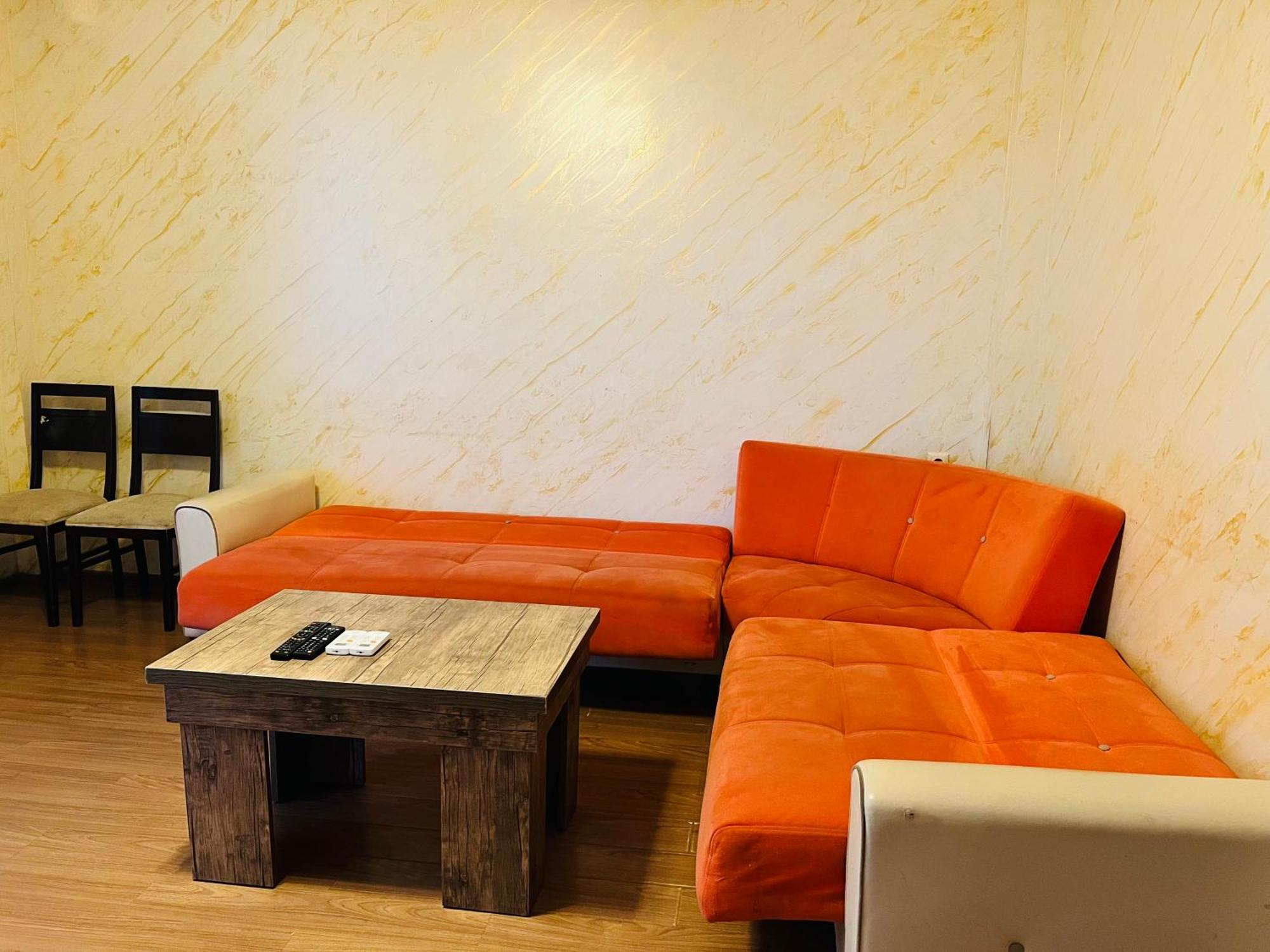 Apartments Nita Μπατούμι Εξωτερικό φωτογραφία