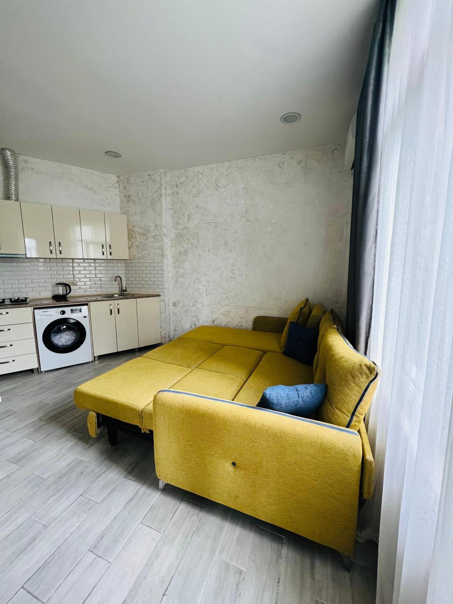Apartments Nita Μπατούμι Εξωτερικό φωτογραφία