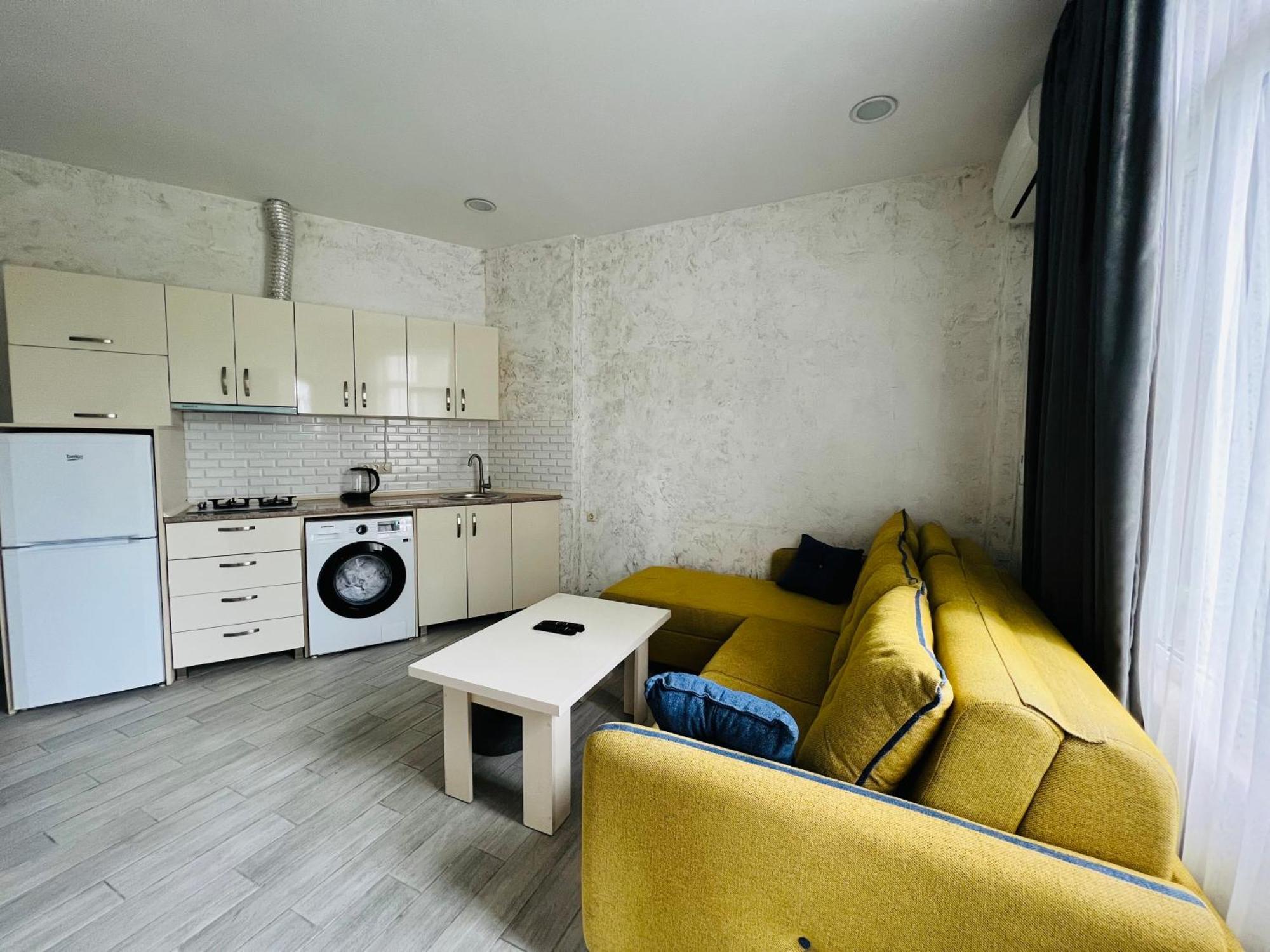 Apartments Nita Μπατούμι Εξωτερικό φωτογραφία