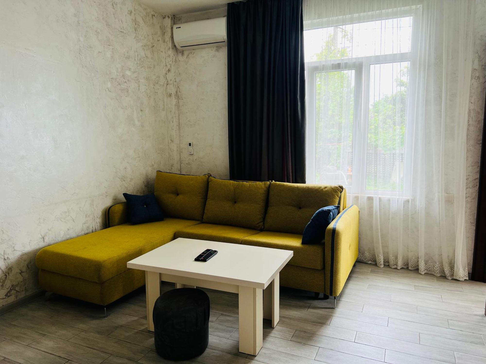 Apartments Nita Μπατούμι Εξωτερικό φωτογραφία