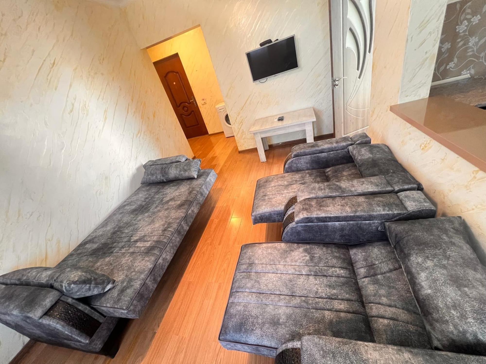 Apartments Nita Μπατούμι Εξωτερικό φωτογραφία